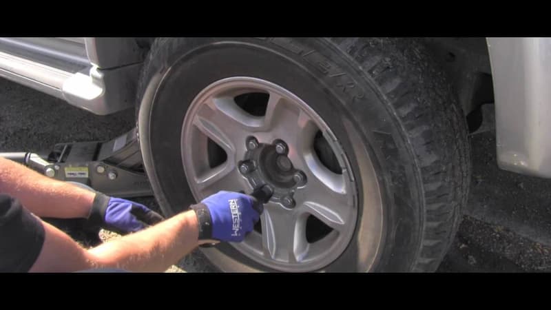 How Many Lug Nuts Are On A Toyota Wheel