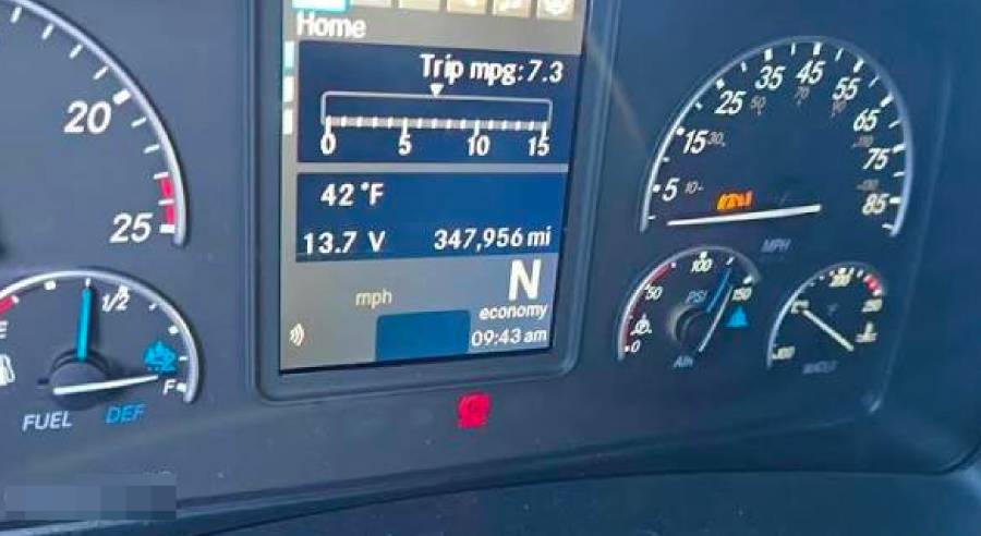 Freightliner Cascadia alternator not charging