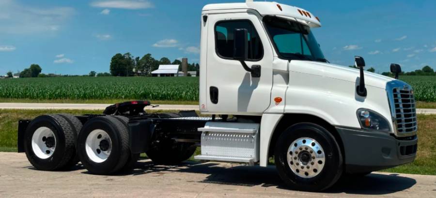How to Clear Check Engine Light Palazzo Thor Freightliner