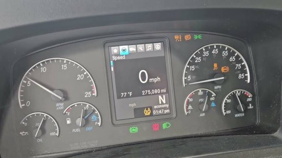 How to Reset Freightliner Caution Lights