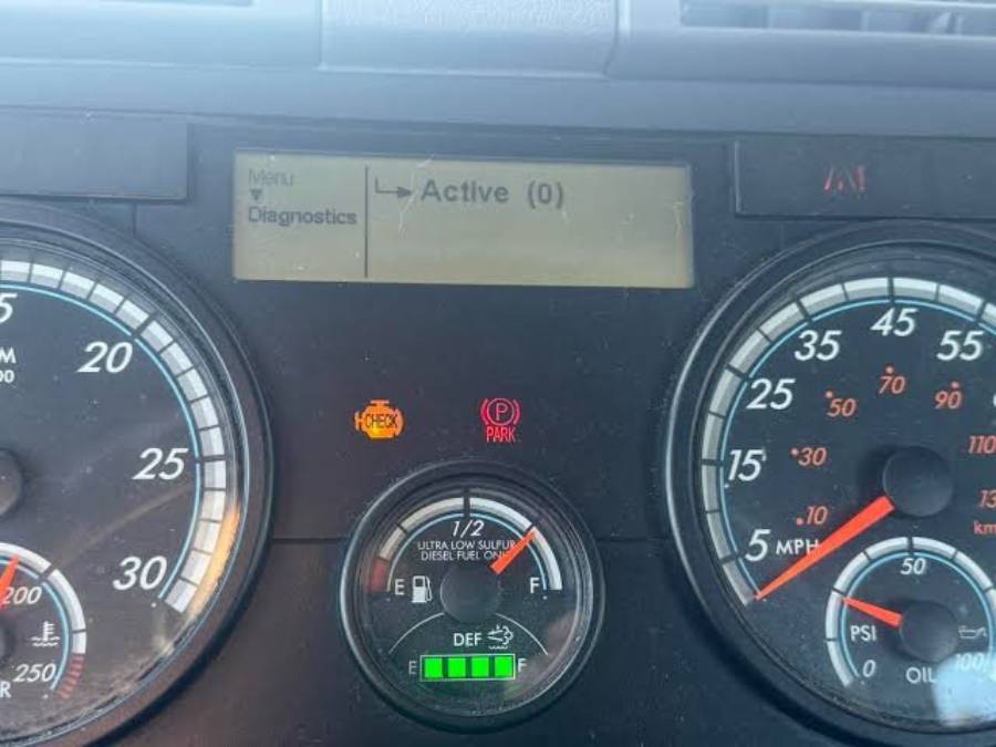 How to Reset Freightliner Engine Light